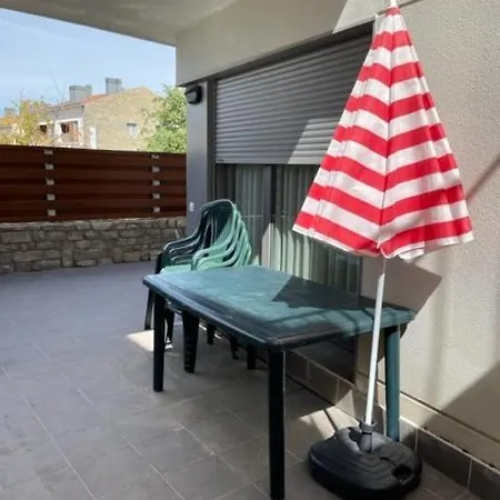 Adosado Entero, Bbq Y Piscina Comunitaria * Sabiñánigo