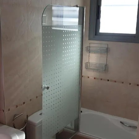 Adosado Entero, Bbq Y Piscina Comunitaria *