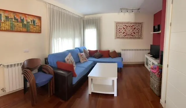 Semesterbostad Adosado Entero, Bbq Y Piscina Comunitaria Sabiñánigo